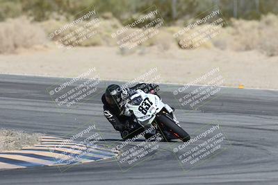 media/Dec-07-2025-CVMA (Sun) [[3e7d2de5dc]]/Race 7-Formula Lightweight Twins Shootout/